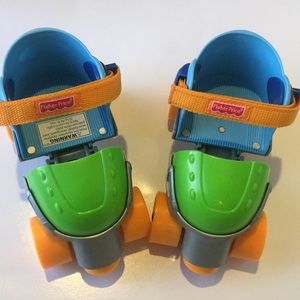 Cute Fisher Price 1-2-3 Skates (Pre-Schooler)